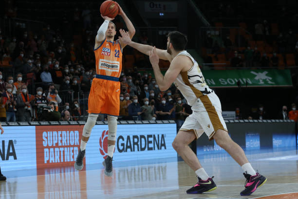 队稳定局势 队稳定局势